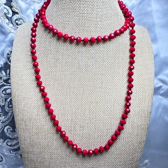 Women’s Necklace Glass Beads Red Faceted Hand Knotted Over The Head 4145 Y - Picture 4 of 9